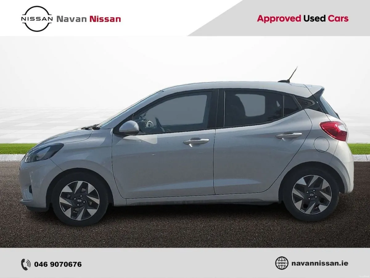 Hyundai i10 Deluxe Plus - Image 4