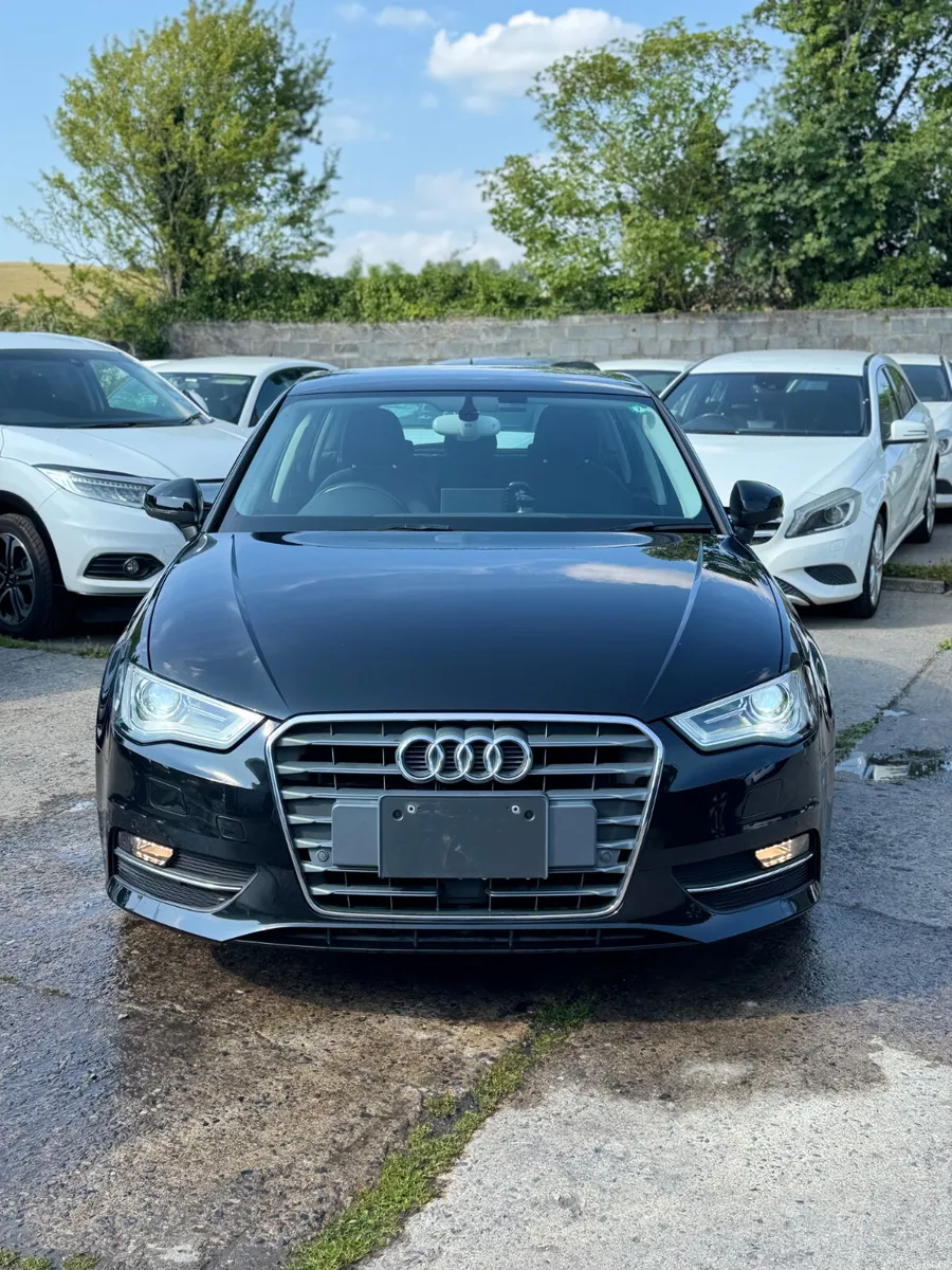 AUDI A3 1.4 Tfsi AUTO 53000 KM ONLY 2015 2 KEYS - Image 2