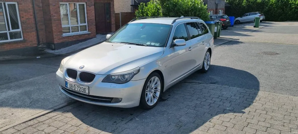 BMW 520d touring Auto low mileage - Image 1