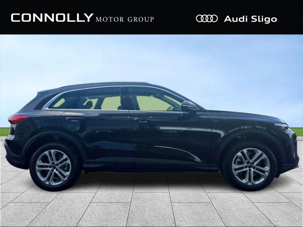 Audi Q5 SUV SE e-hybrid 299HP Quattro Auto - IN ST - Image 3