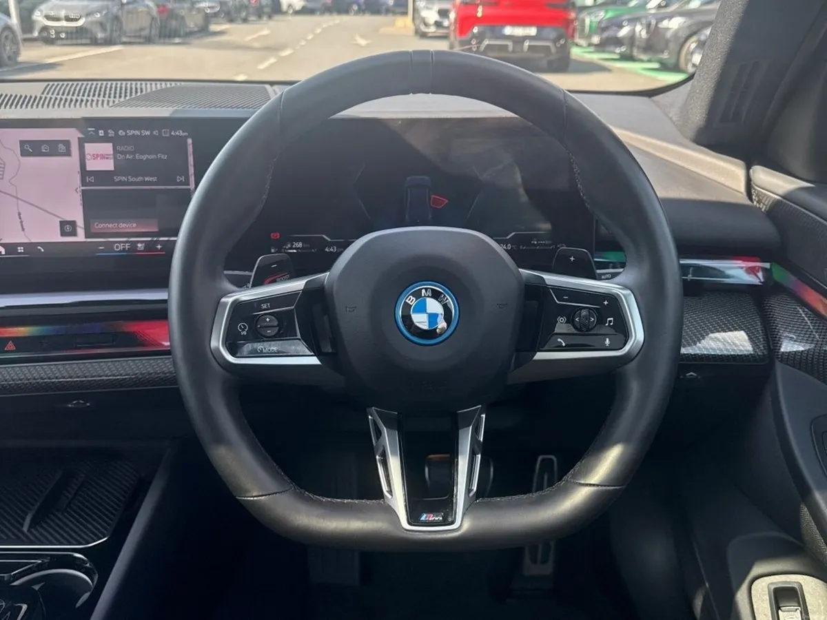 BMW 5-Series 550e xDrive M Sport - Image 5