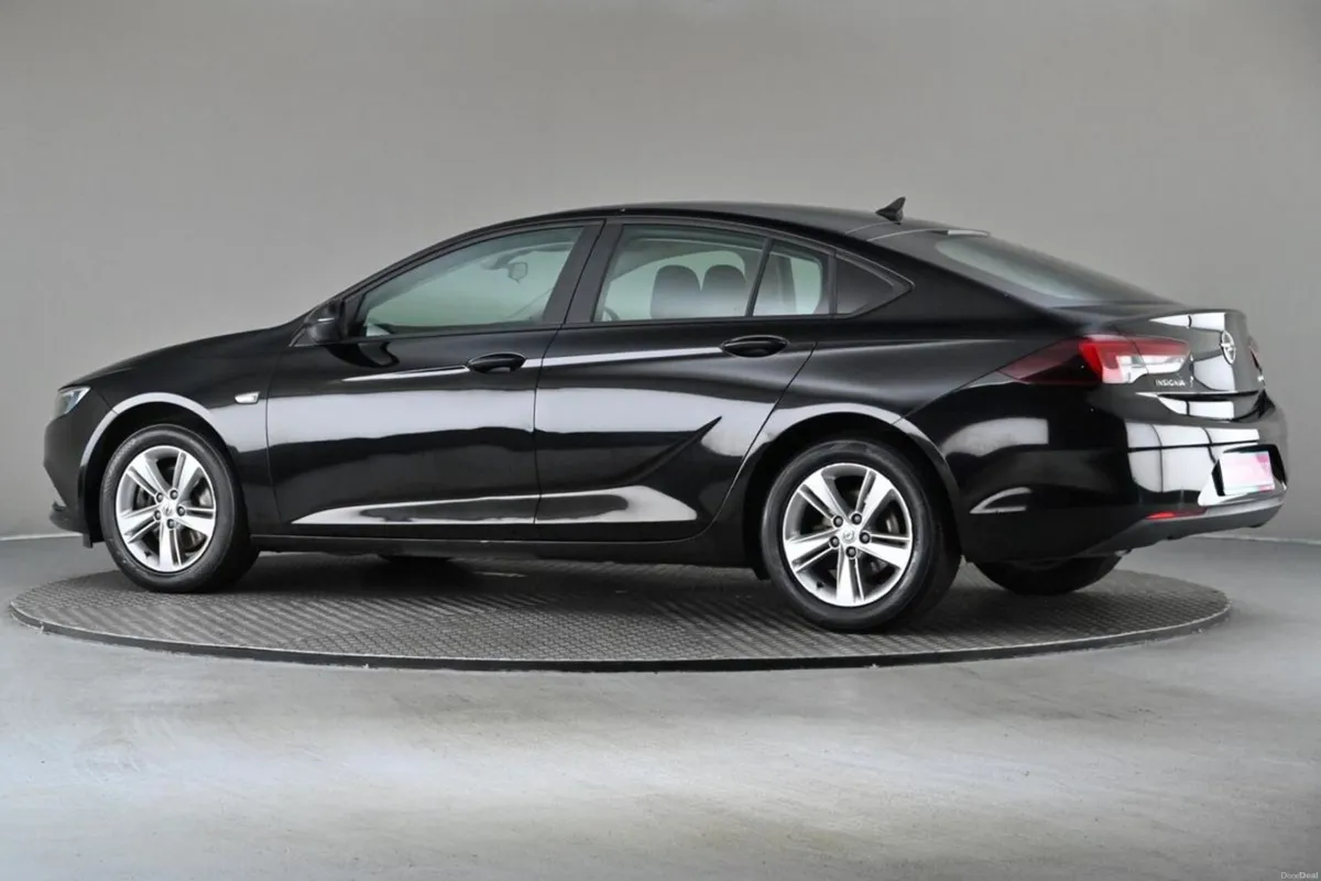 Opel Insignia 1.6CDTI 136BHP TURBO D AUTO - Image 6