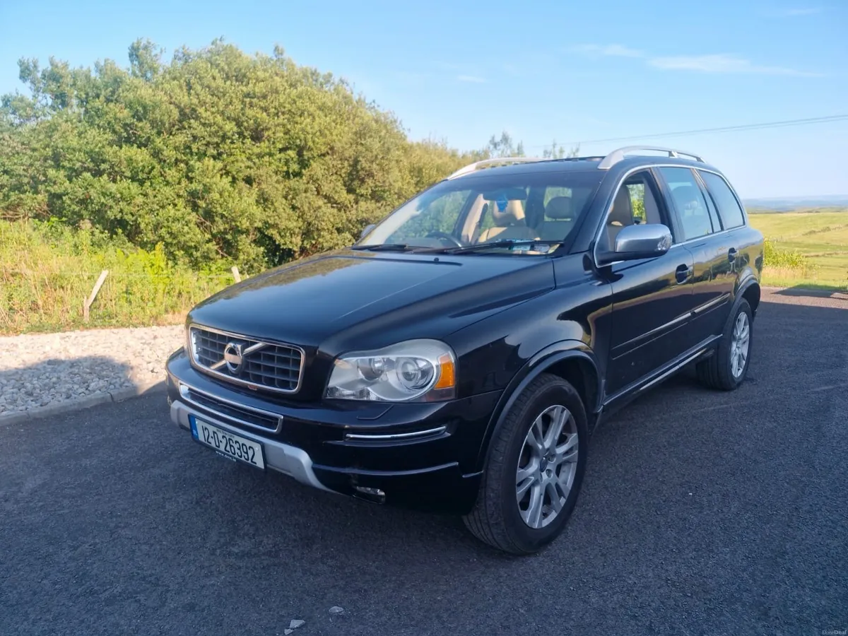 Volvo XC90 2012 - Image 1