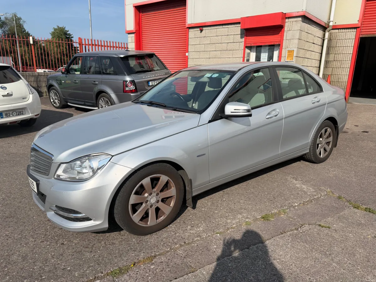 2011 Mercedes C-Class - Image 3