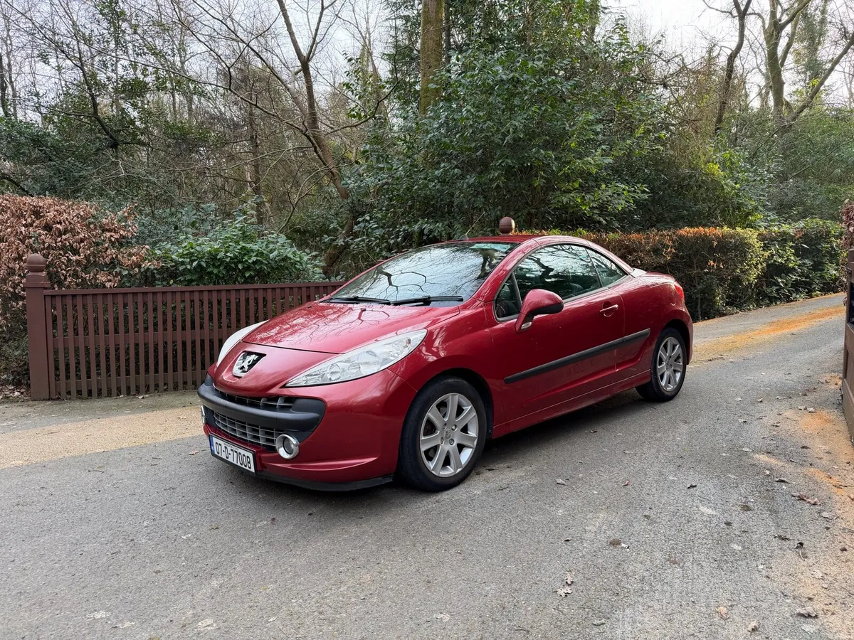 2007 Peugeot 207CC Sport Convertible - Image 1