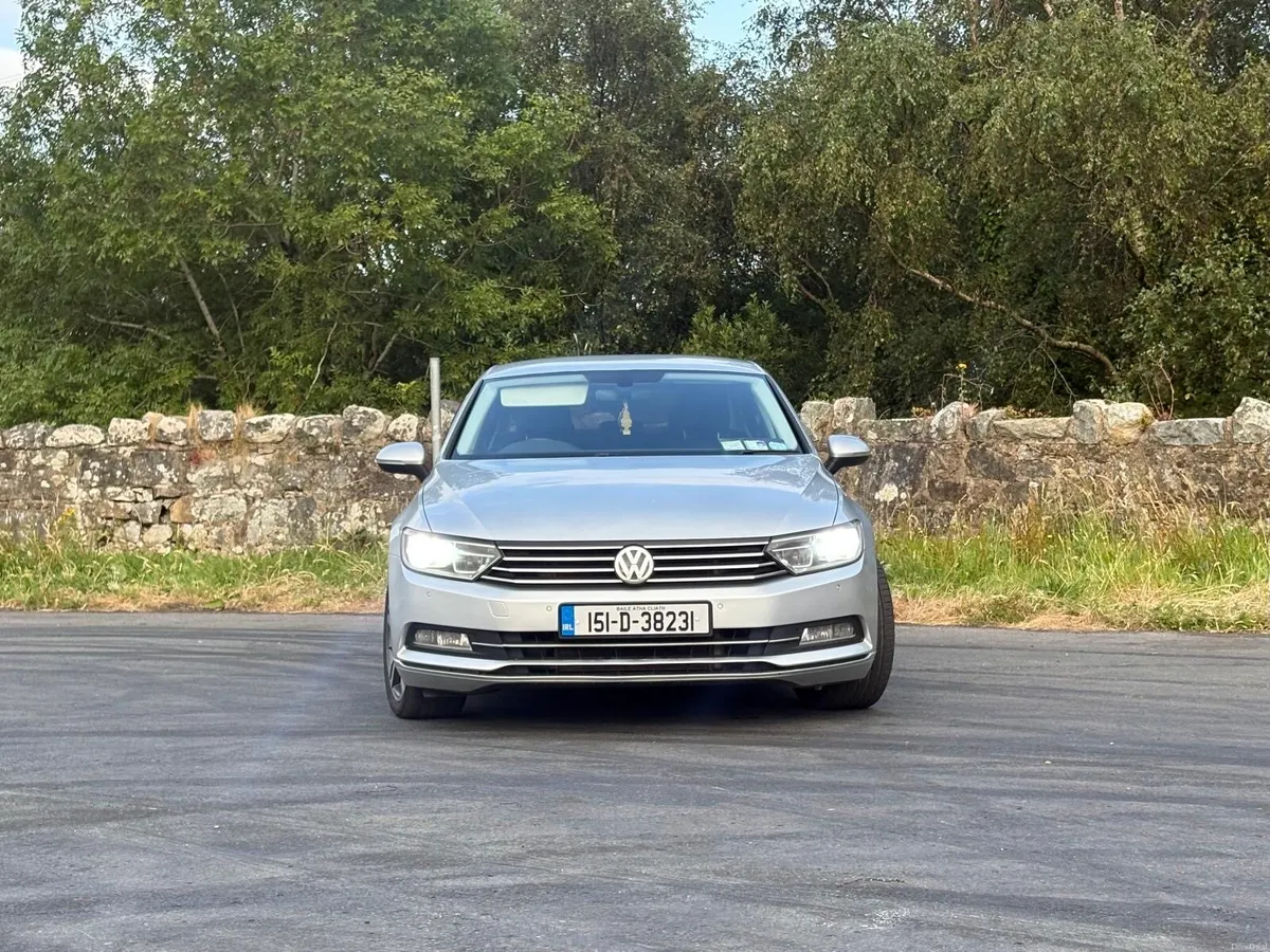 Volkswagen Passat - Image 3