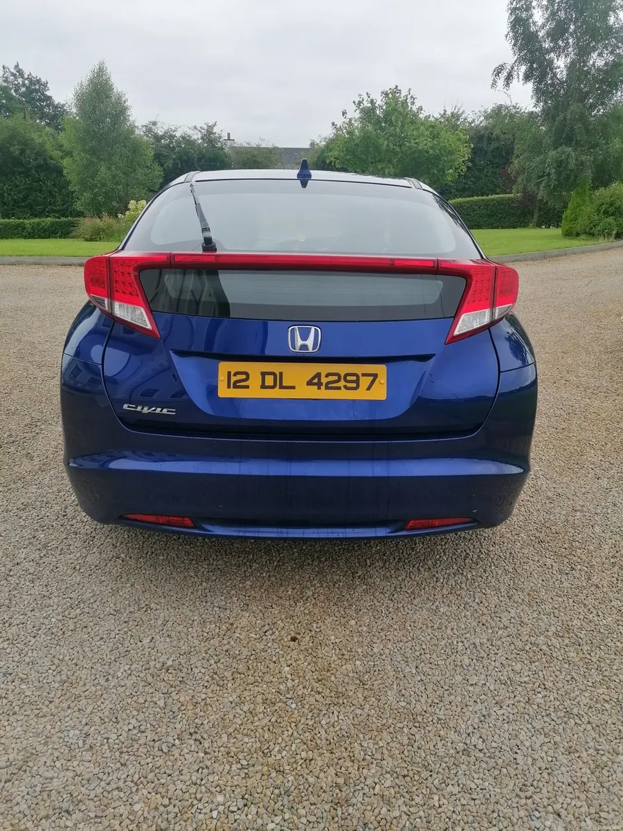 Honda Civic 2012 - Image 4