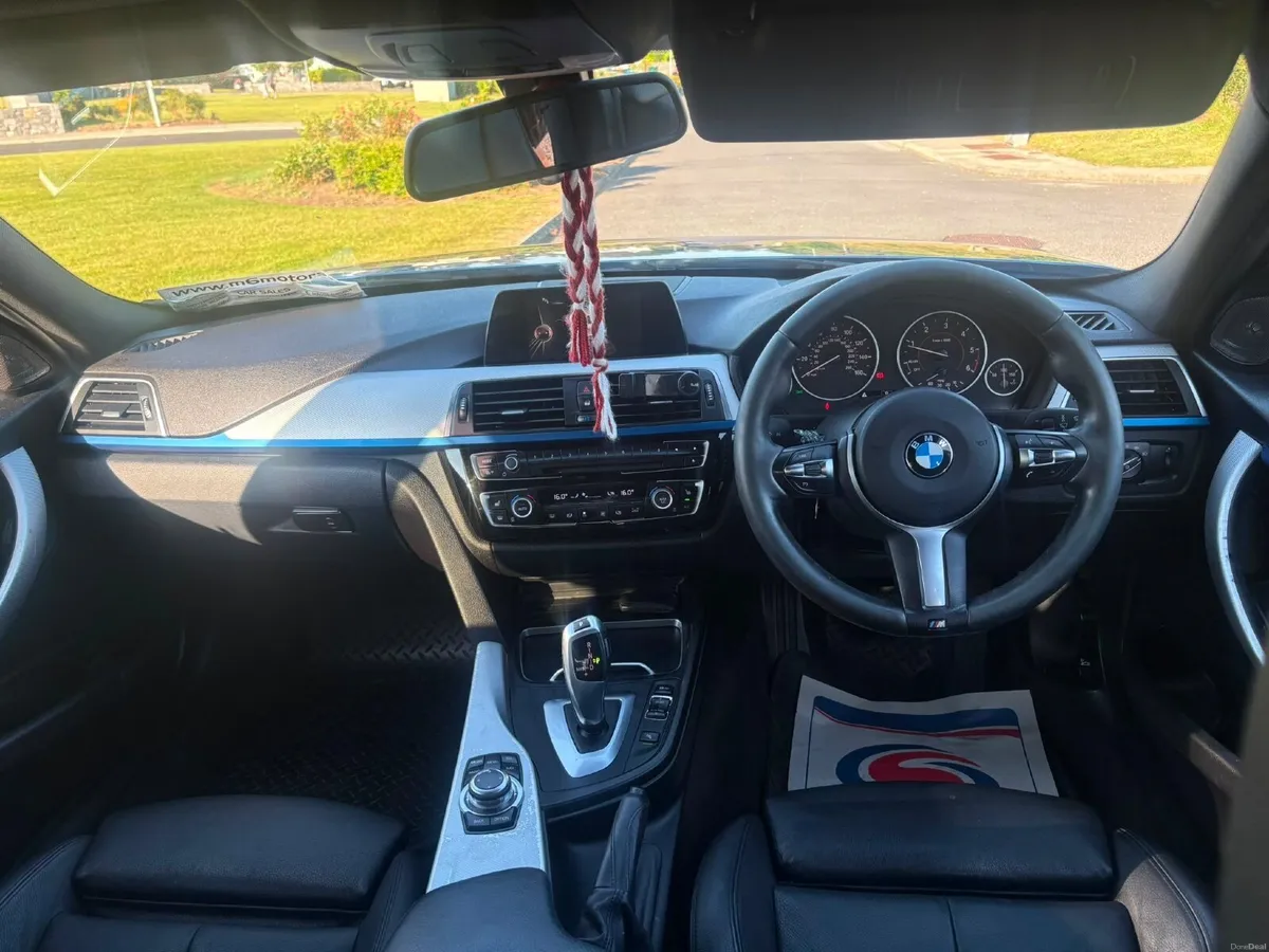 BMW 3-Series 2016 - Image 2