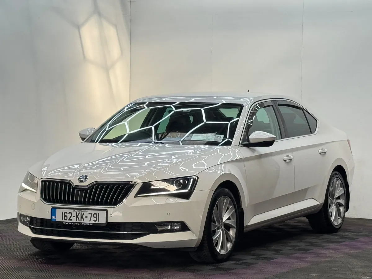2016 Skoda Superb 2.0TDI Style - Image 3