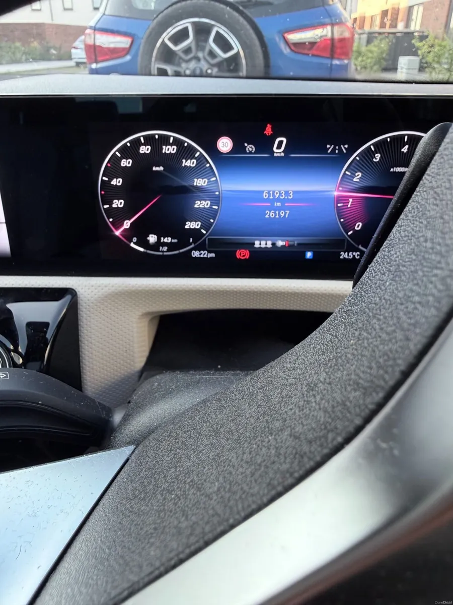 2024 Mercedes-Benz CLA 180 Progressive Plus Petrol - Image 3