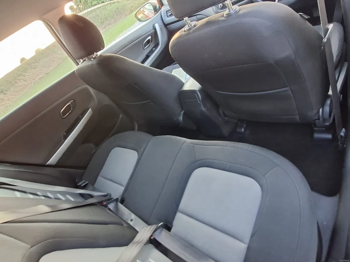 KIA CEED 1.6 DIESEL - Image 5