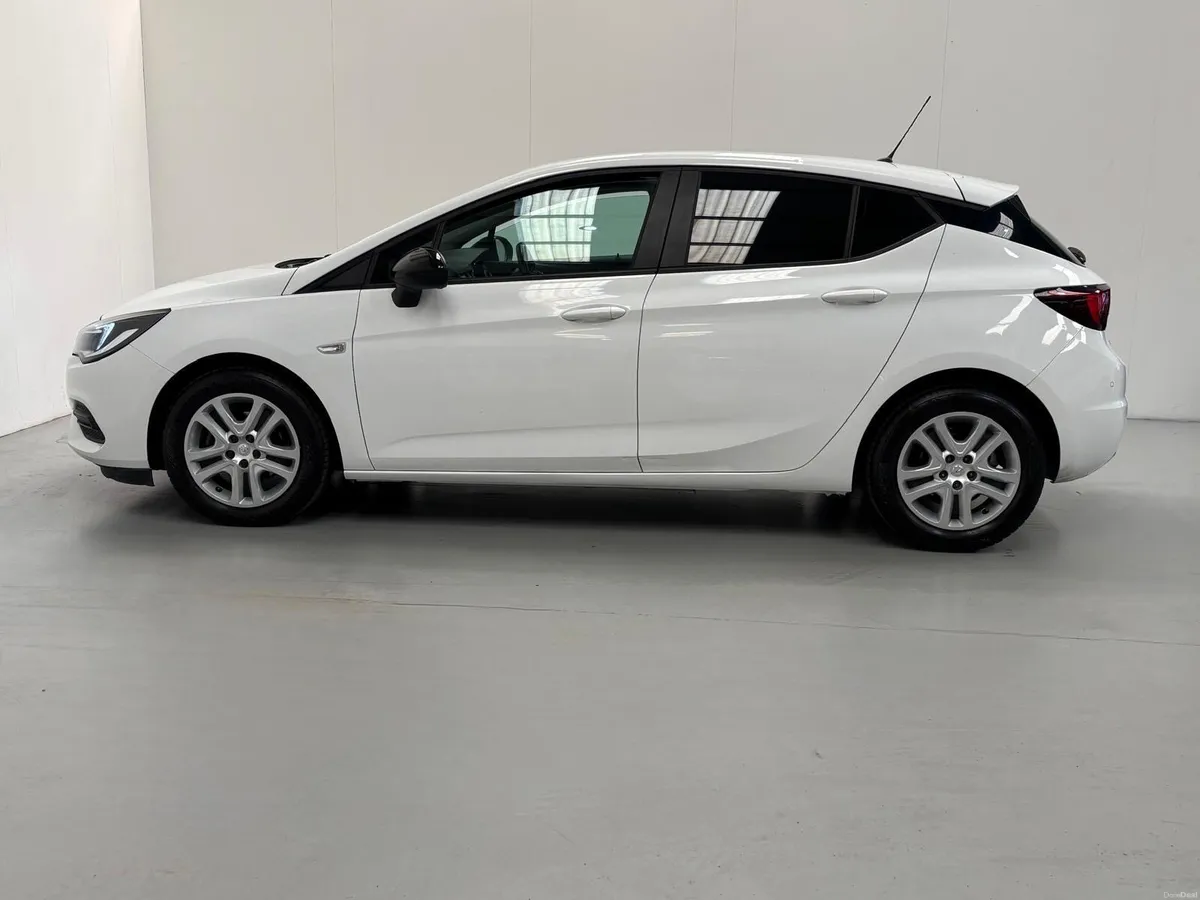 2022 Opel Astra van - Image 6