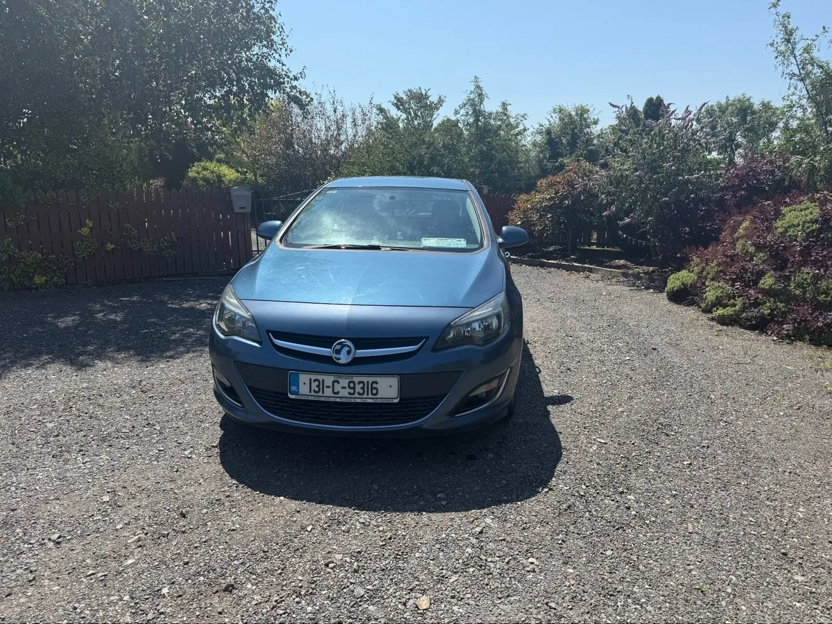 Vauxhall Astra 2013 - Image 6