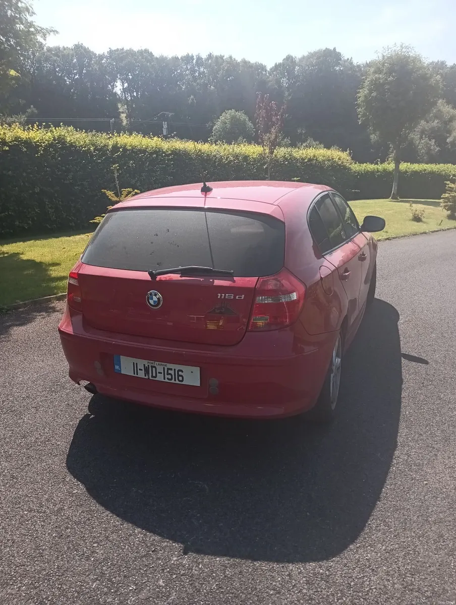 BMW 1-Series 2011 - Image 5