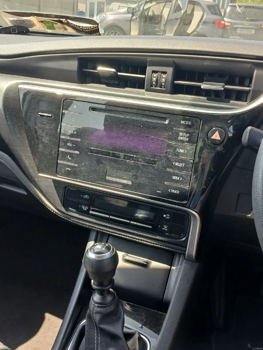 Toyota Auris 2016 - Image 3
