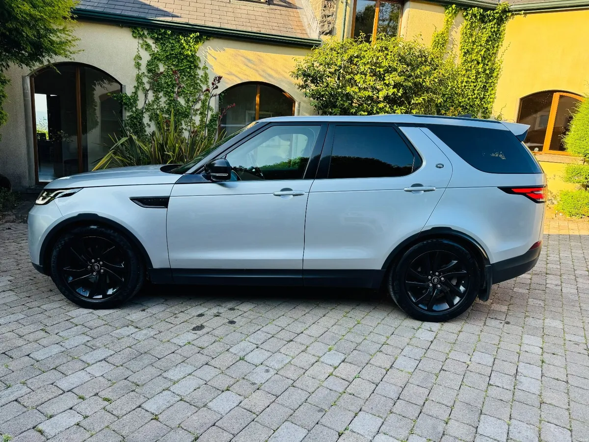 2019 Mdl Land Rover Discovery 5  3.0 TDV6 HSE NI - Image 2