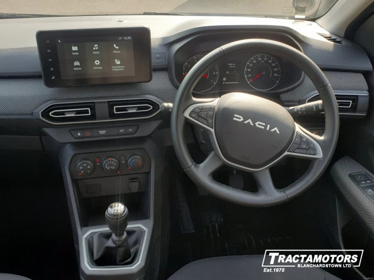 Dacia Sandero EXPRESSION TCE90 GSR2 - Image 2