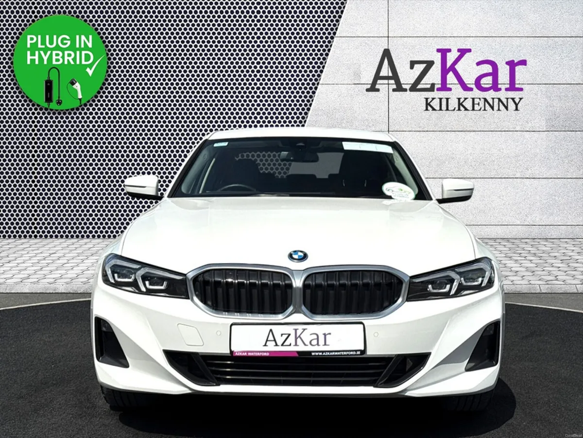 BMW 3-Series 2023 SPORT 2.0 PLUG IN HYBRID 290BHP - Image 2