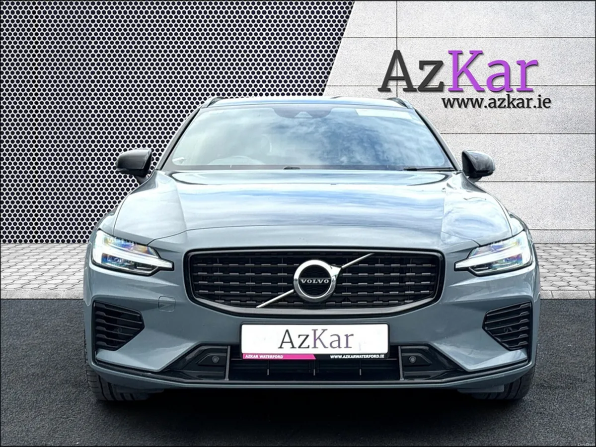 Volvo V60 2022 R-DESIGN T6 2.0 PLUG IN HYBRID AWD - Image 2