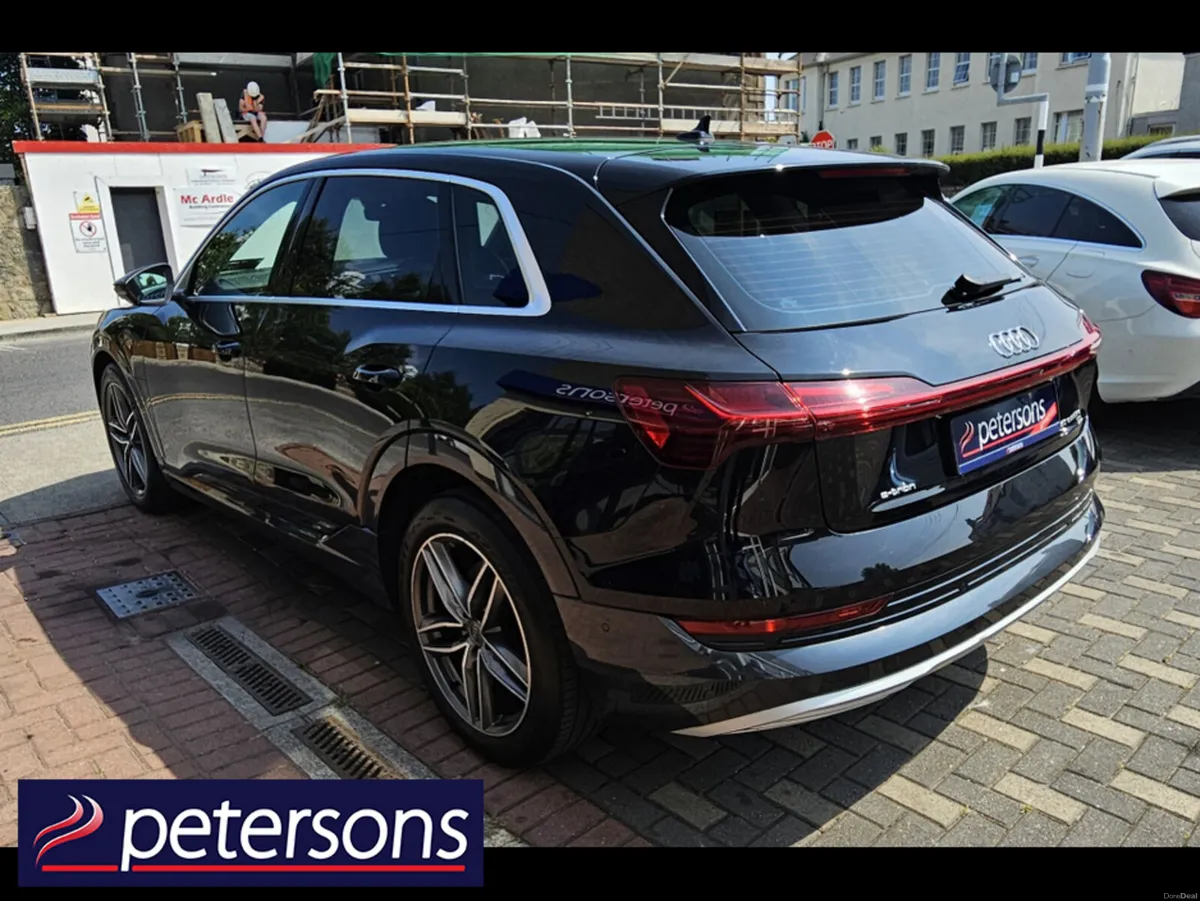 Audi e-tron TECHNIK 50 QUATTRO AUTOMATIC - Image 6