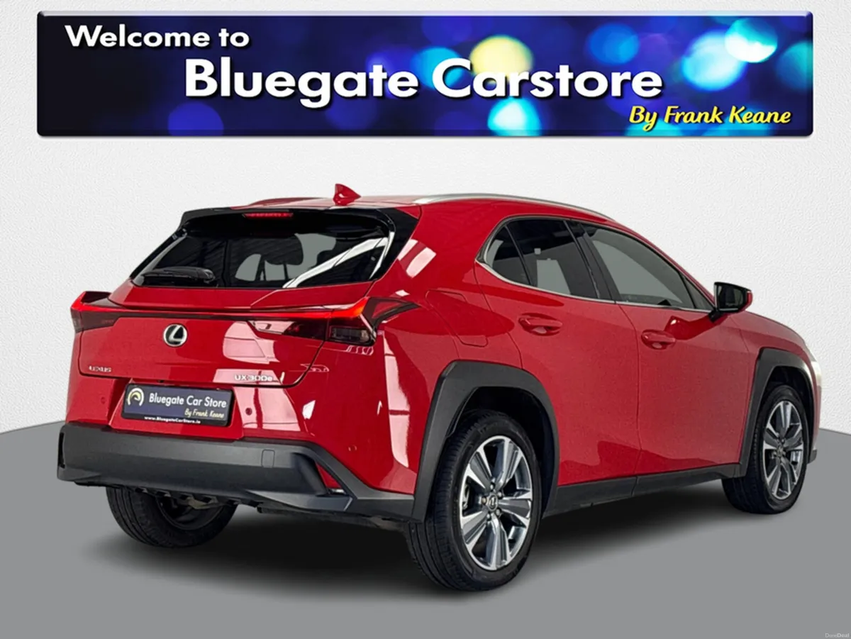 Lexus UX 300E PREMIUM + PLUS**FRONT HEATED & COOLI - Image 4