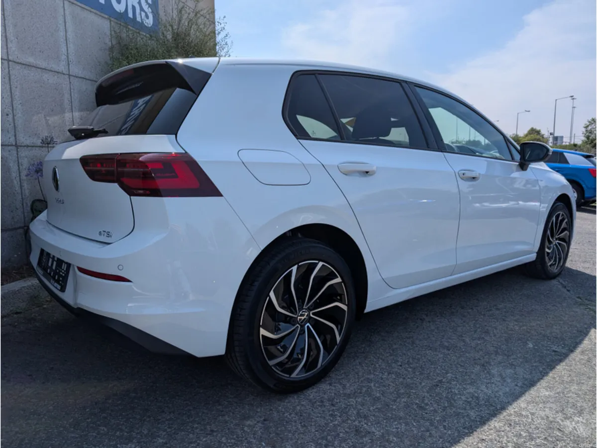 Volkswagen Golf ACTIVE ETSI MHEV AUTOMATIC 1.0 PET - Image 6