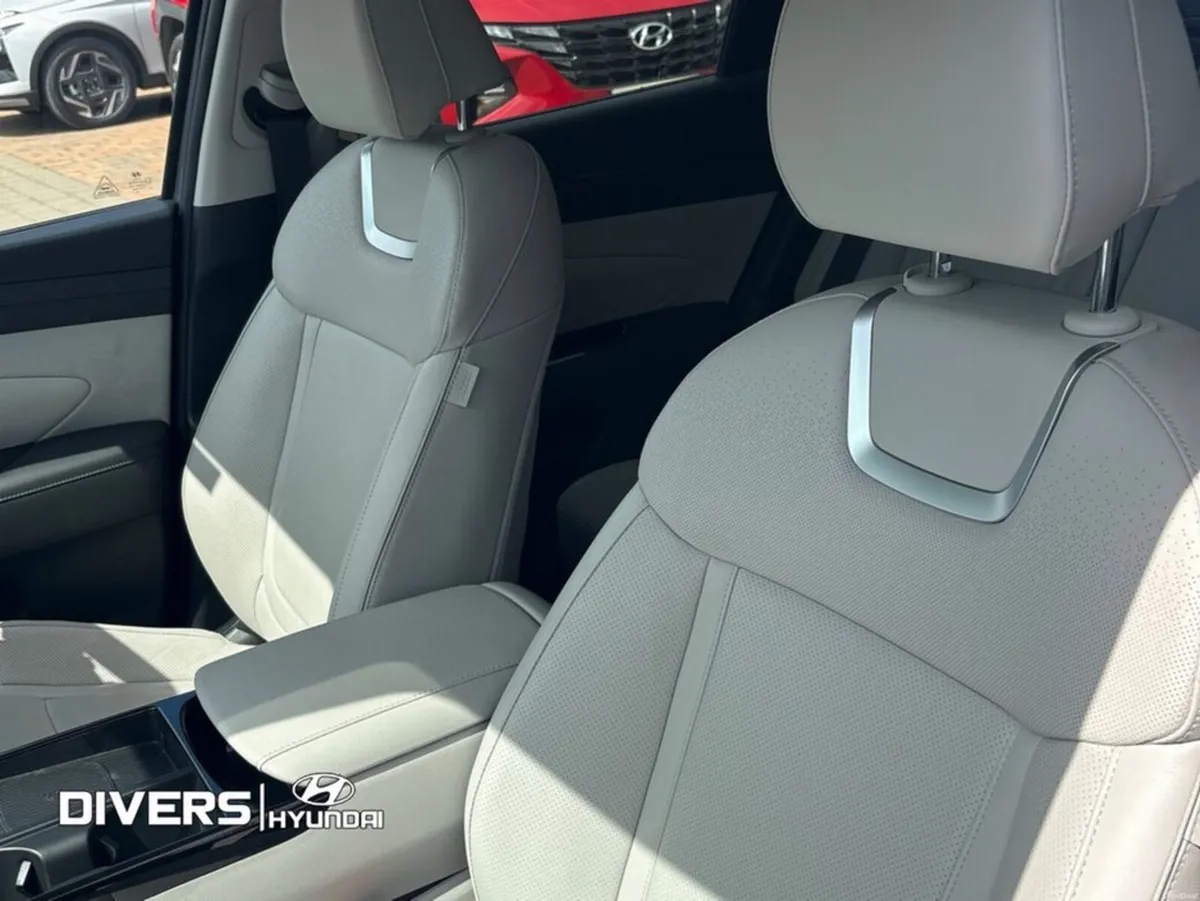 Hyundai Tucson Executive Plug-in Hybrid 2WD Automa - Image 6