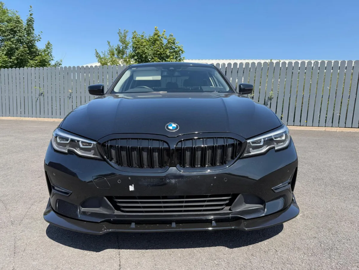 BMW 3-Series XDRIVE SE AUTO 320 D - Image 2