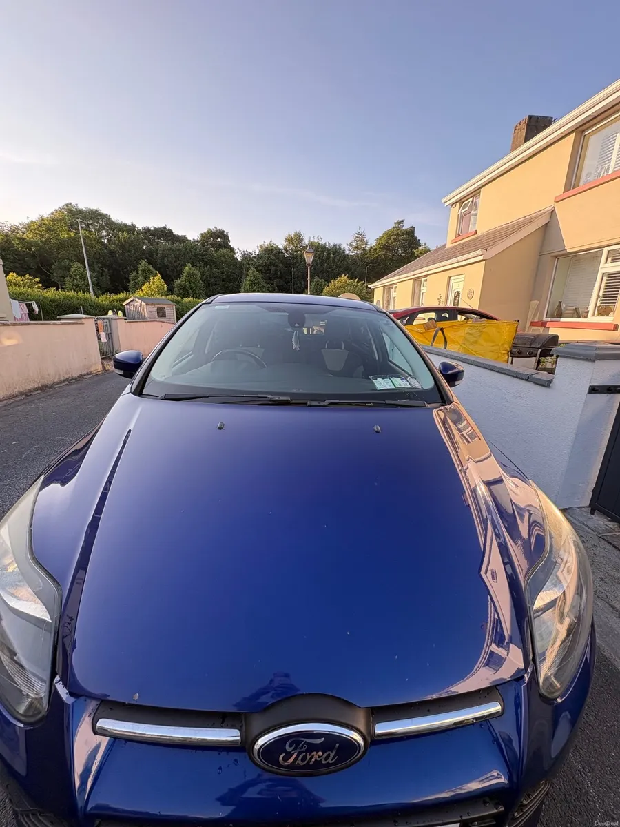 Ford Focus 2014 - Image 2