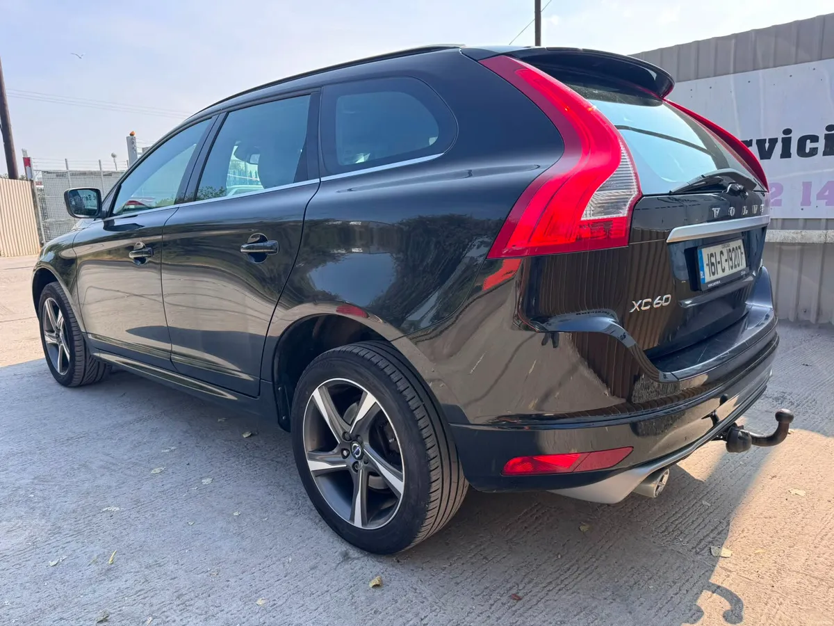 161 Volvo XC60 2.0D D4 (181hp) FWD R-Design - Image 3