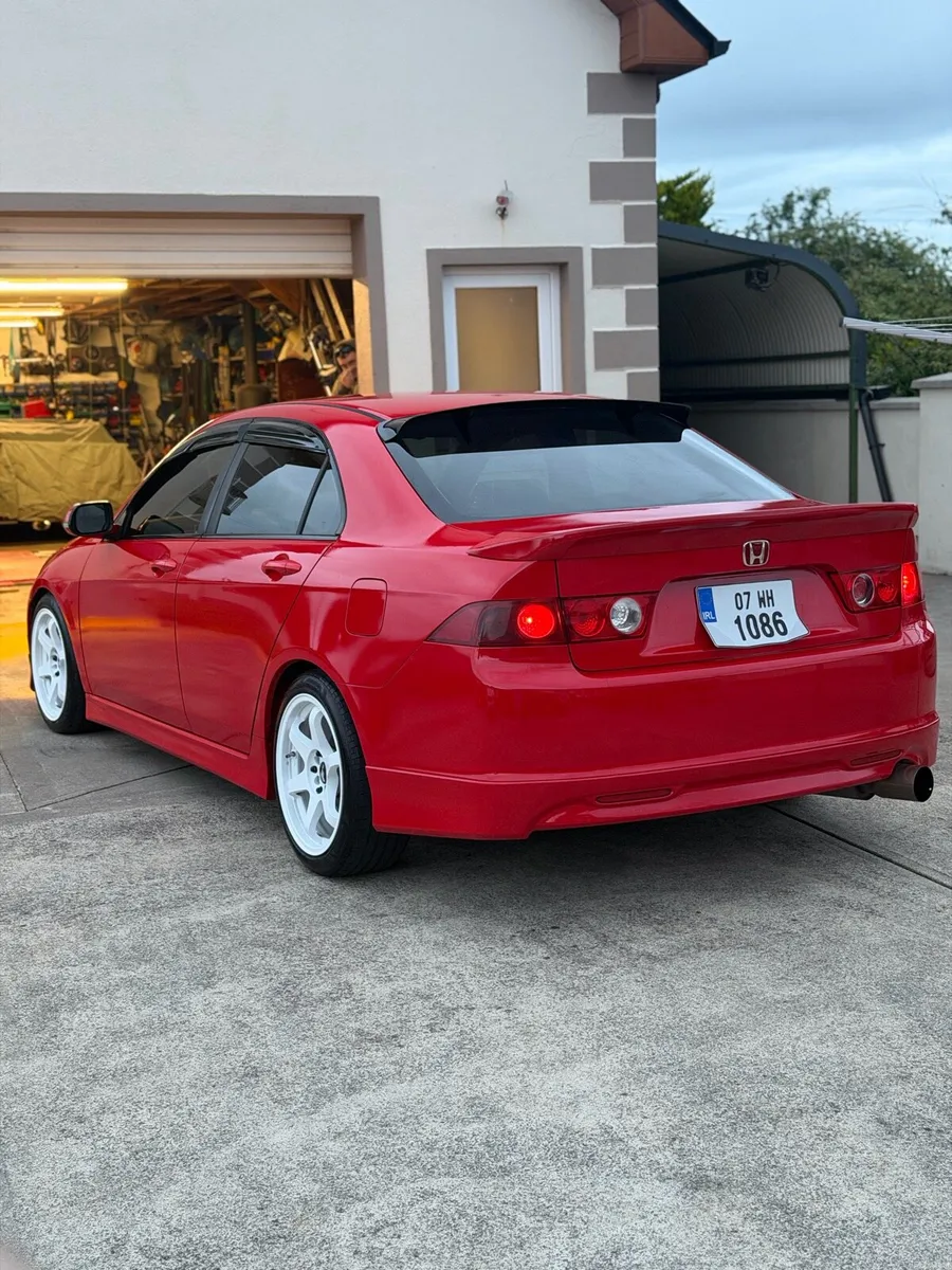 Honda Accord Type S - Image 4