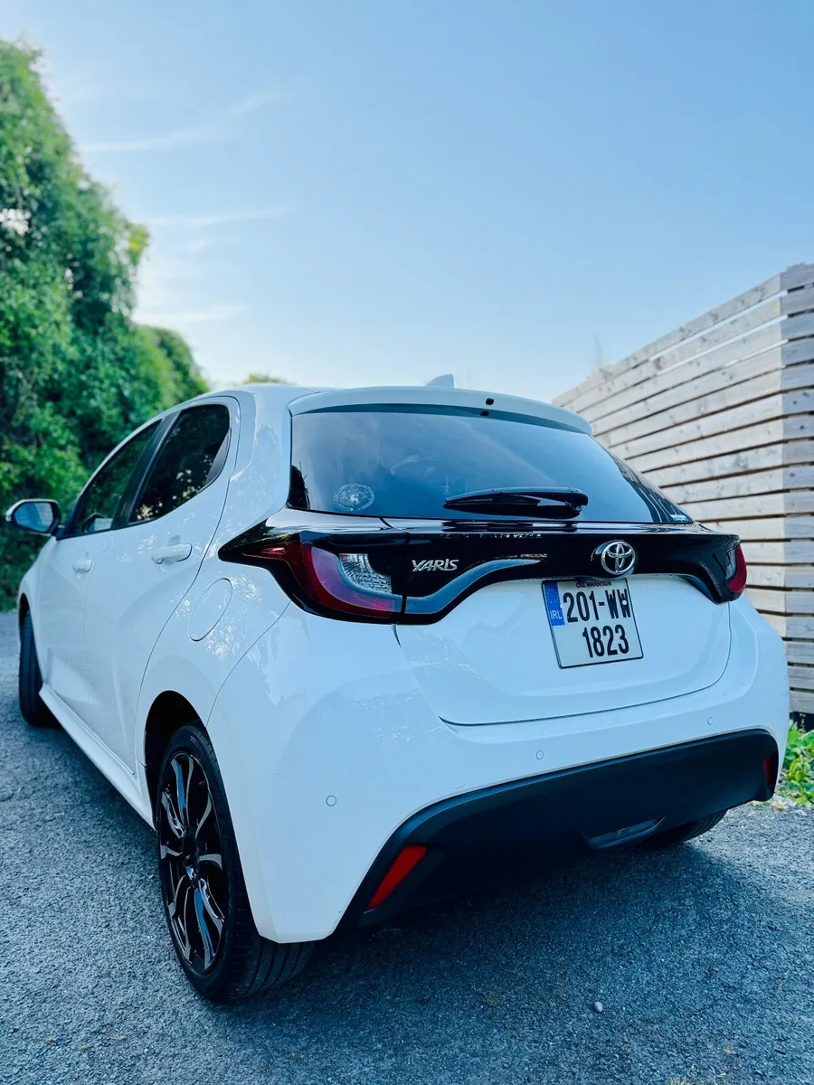 Toyota Yaris 2020 - Image 2