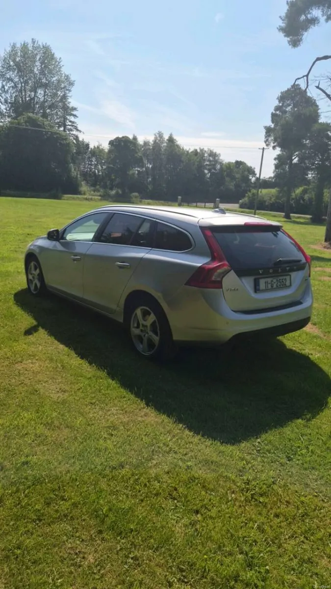 Volvo v60 20 diesel Auto - Image 3