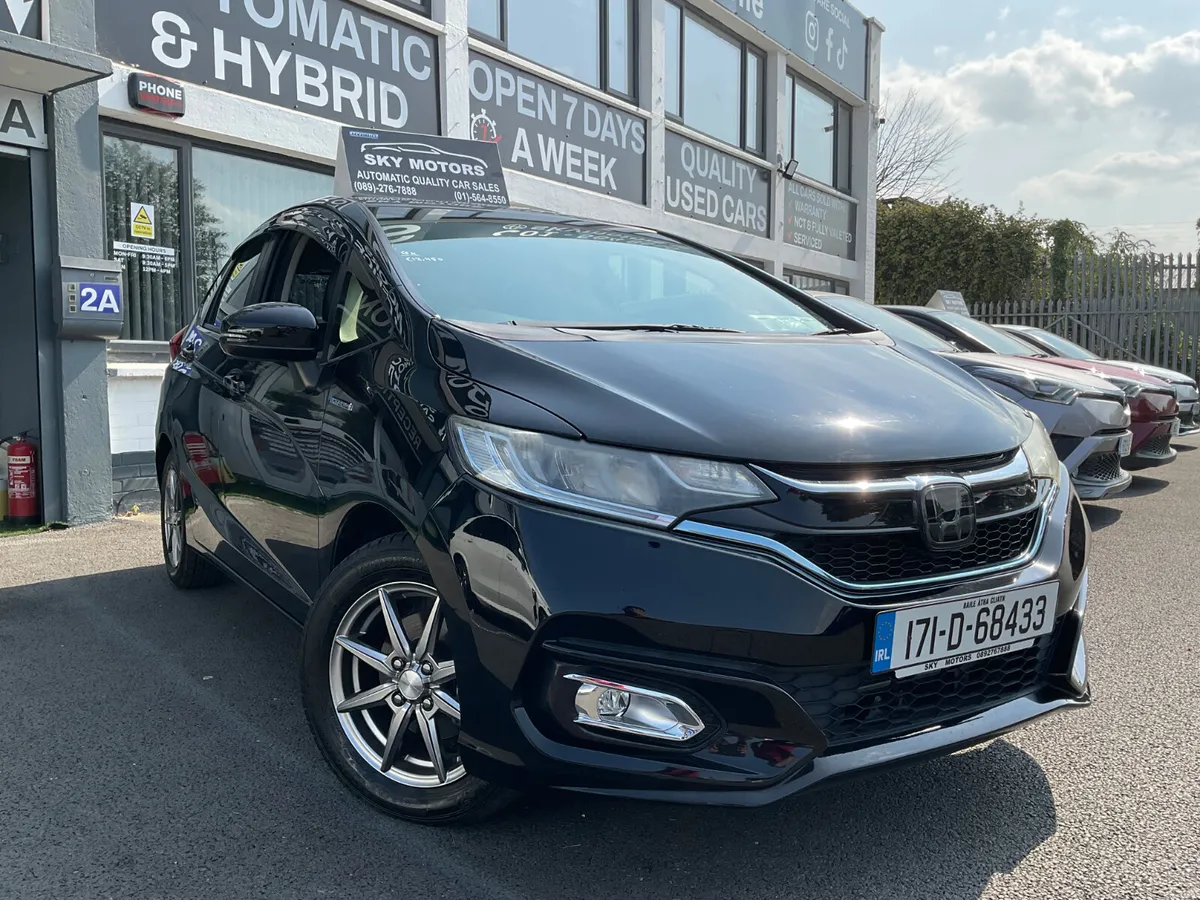 Honda Fit 2017 (40K mil) - Image 2