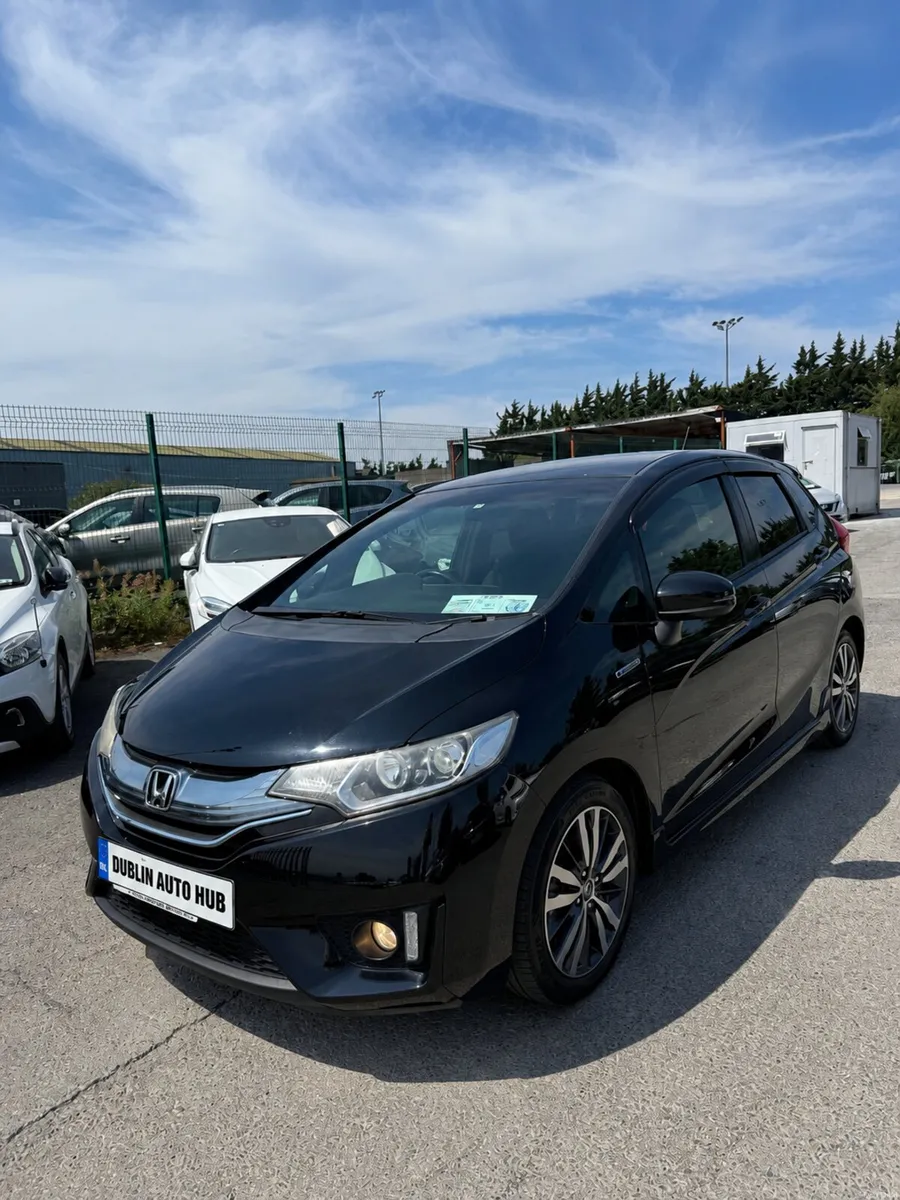 HONDA FIT 2014  S  SPEC (1.5, HYBRID) - Image 3