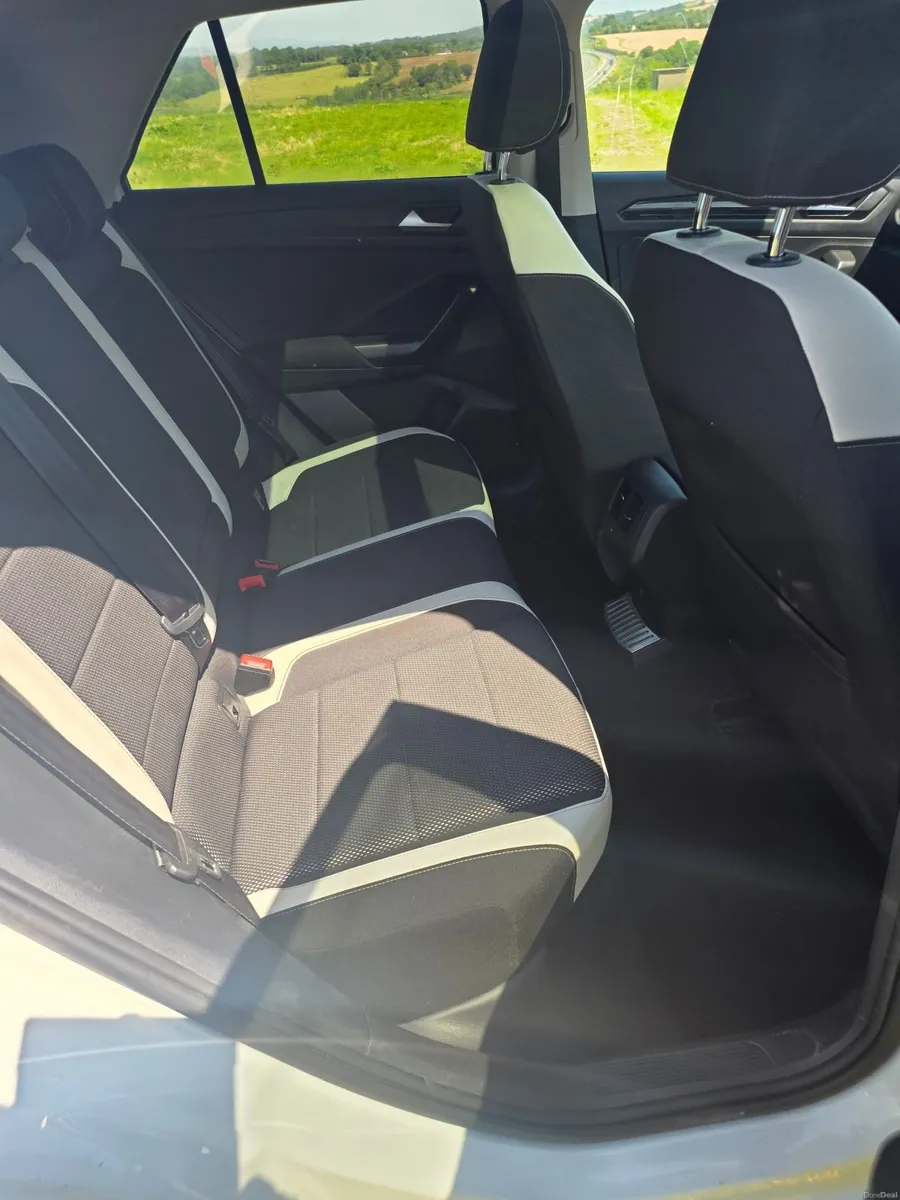 Volkswagen T-Roc 2018 TSI SPORT Luxury Trim Two To - Image 6