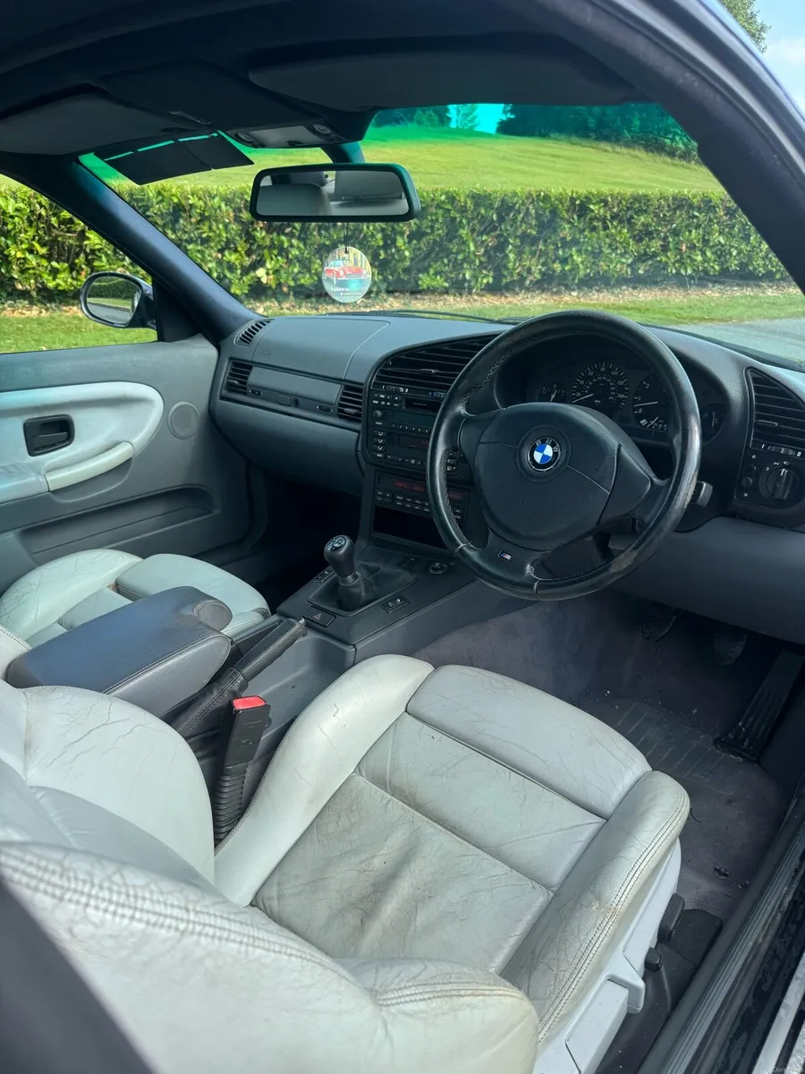BMW e36 328i - Image 5