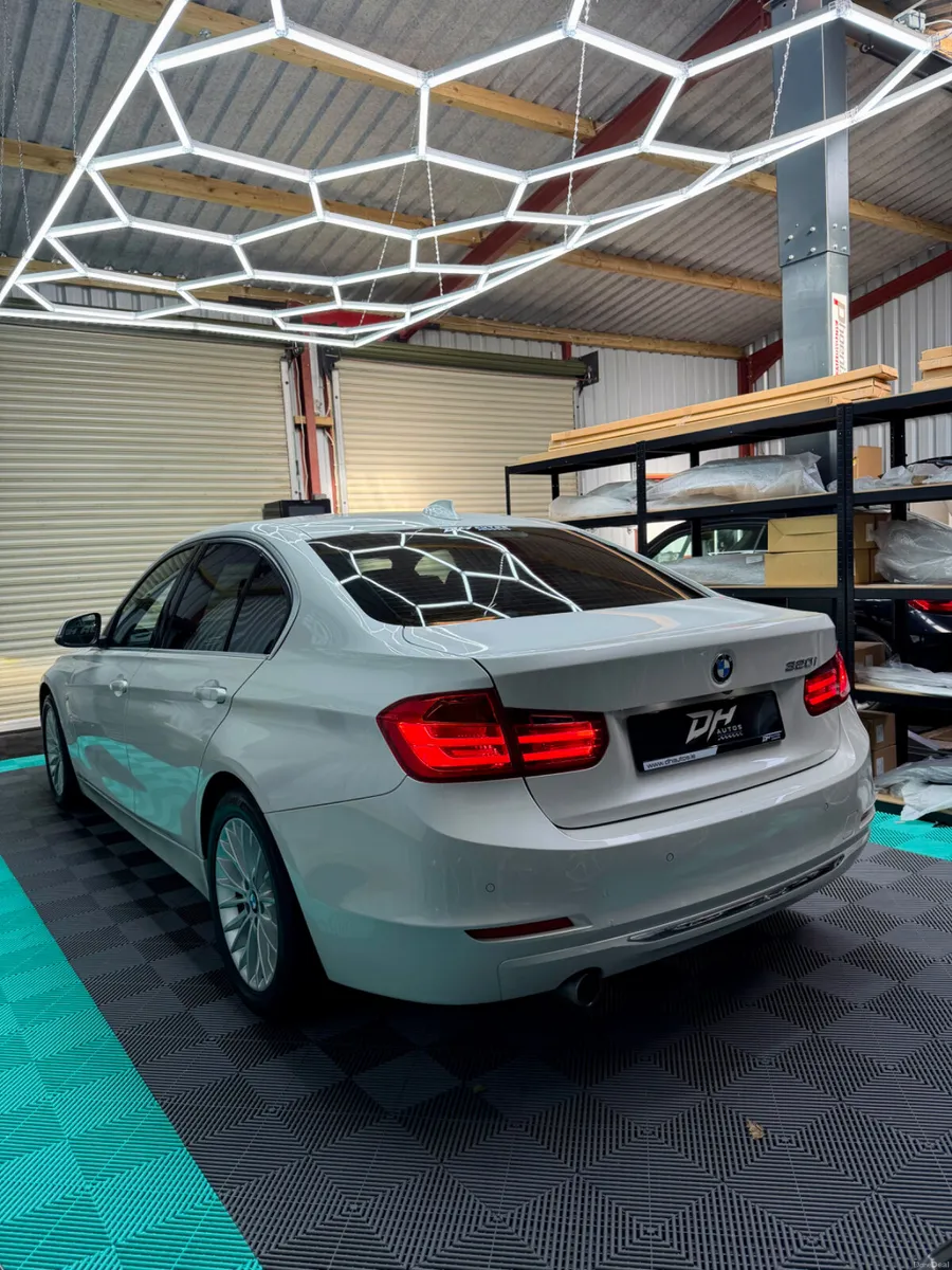 2014 BMW 320i Luxury edition - Only 98,500km! - Image 4