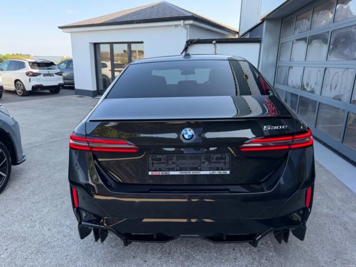 BMW 5-Series M SPORT PRO AUTO PRO - Image 3