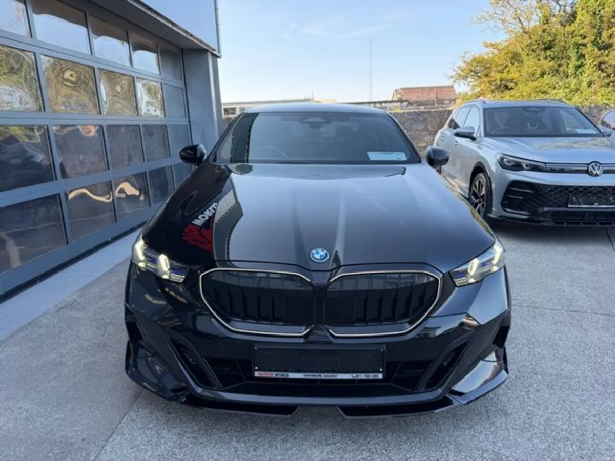 BMW 5-Series M SPORT PRO AUTO PRO - Image 6