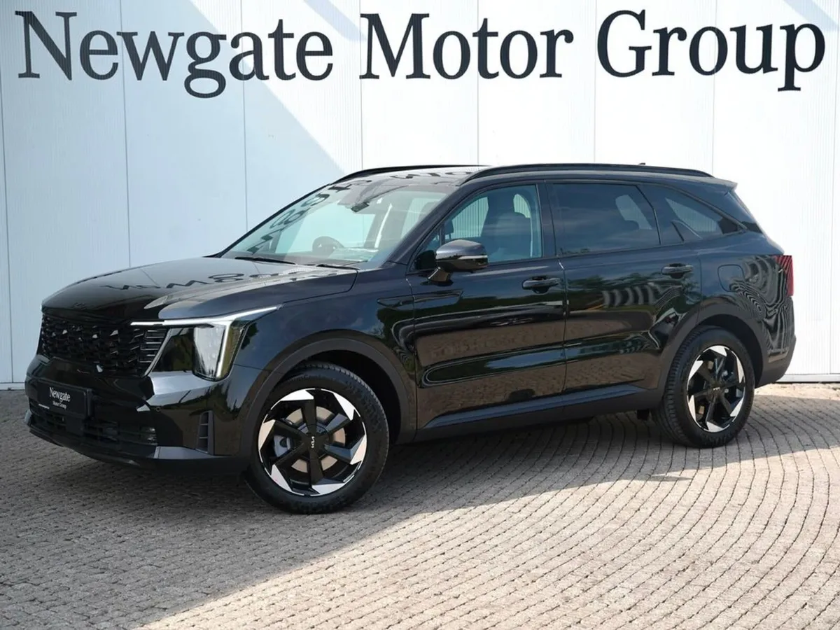 Kia Sorento DECHROMED - BLACKED OUT - CUSTOM - PHE - Image 1