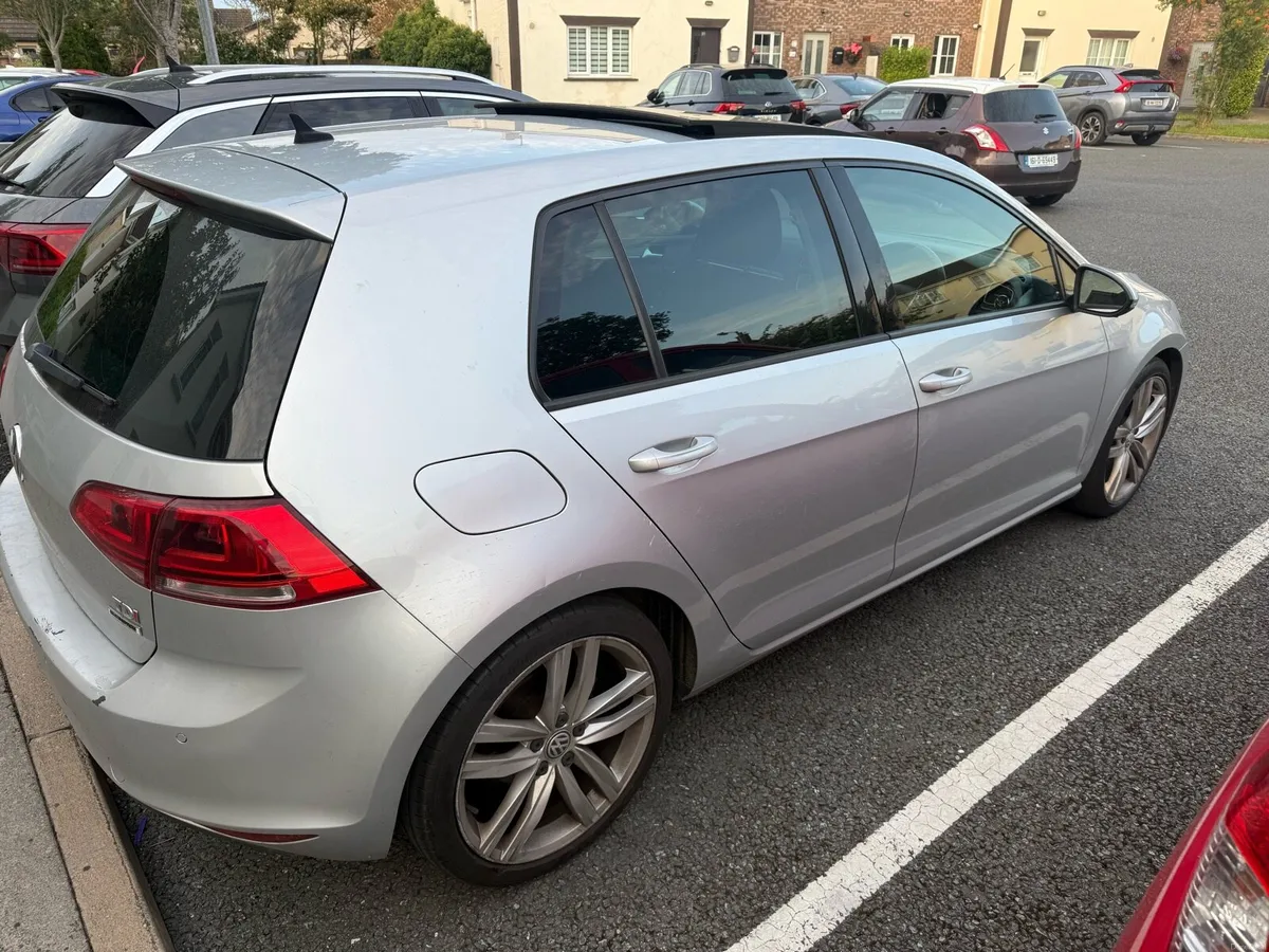 Volkswagen Golf - Image 4