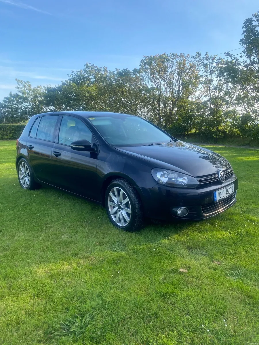 Volkswagen Golf 2010 - Image 1