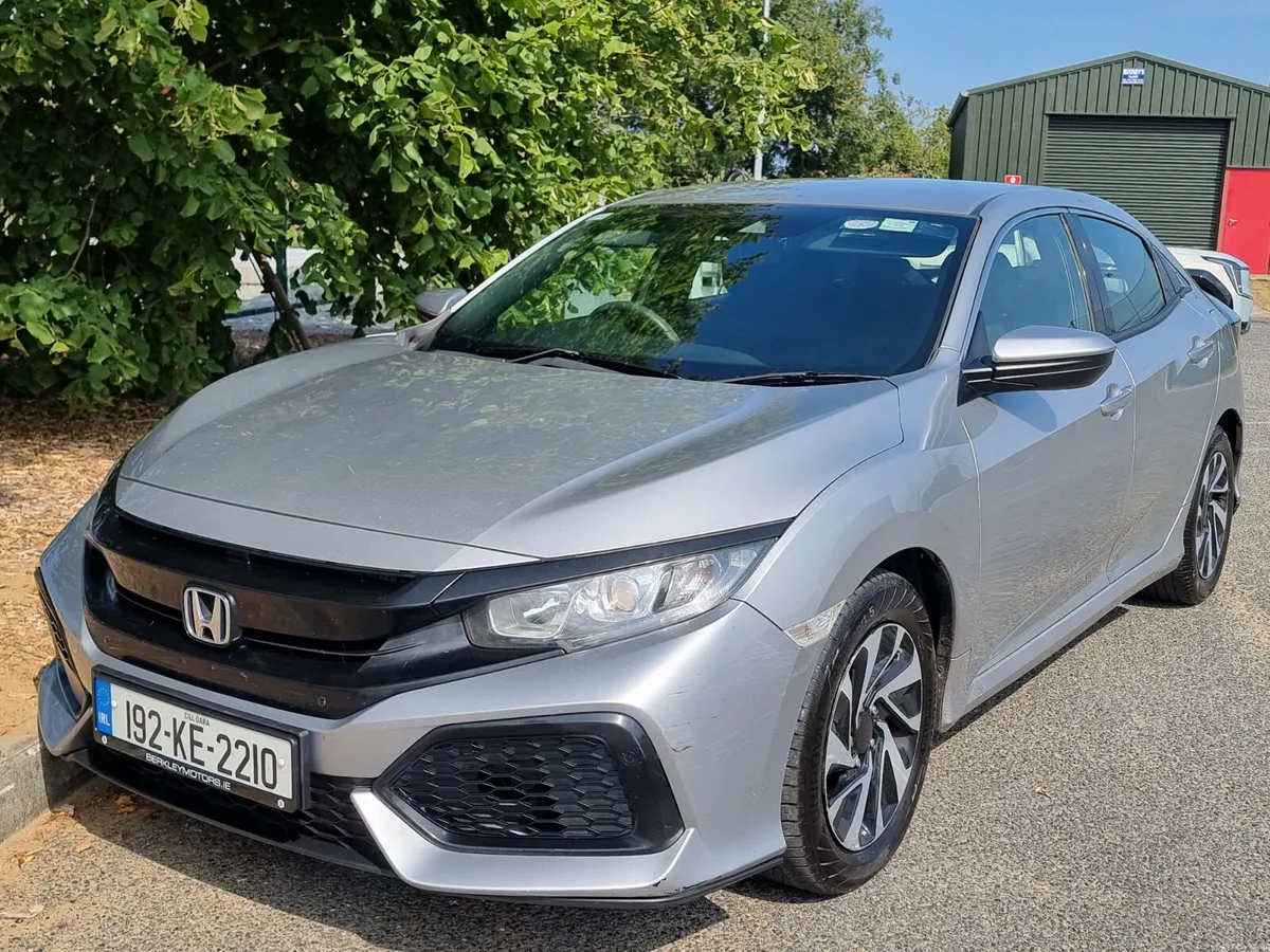€11900 Honda Civic 2019 diesel ⛽️ nct&tax €11900 - Image 2