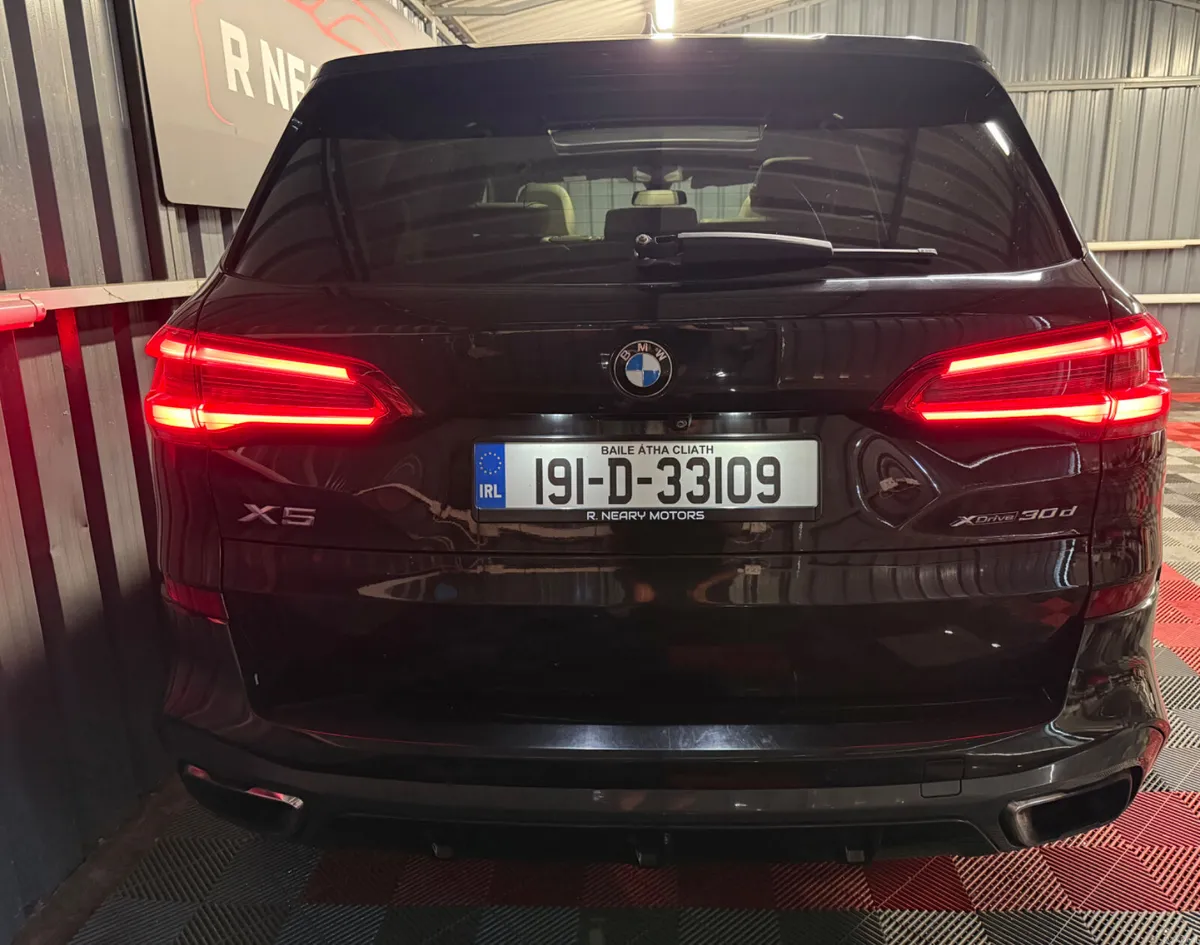 2019 BMW X5 3.0D X-Drive M-Sport 7 Seat Auto - Image 2