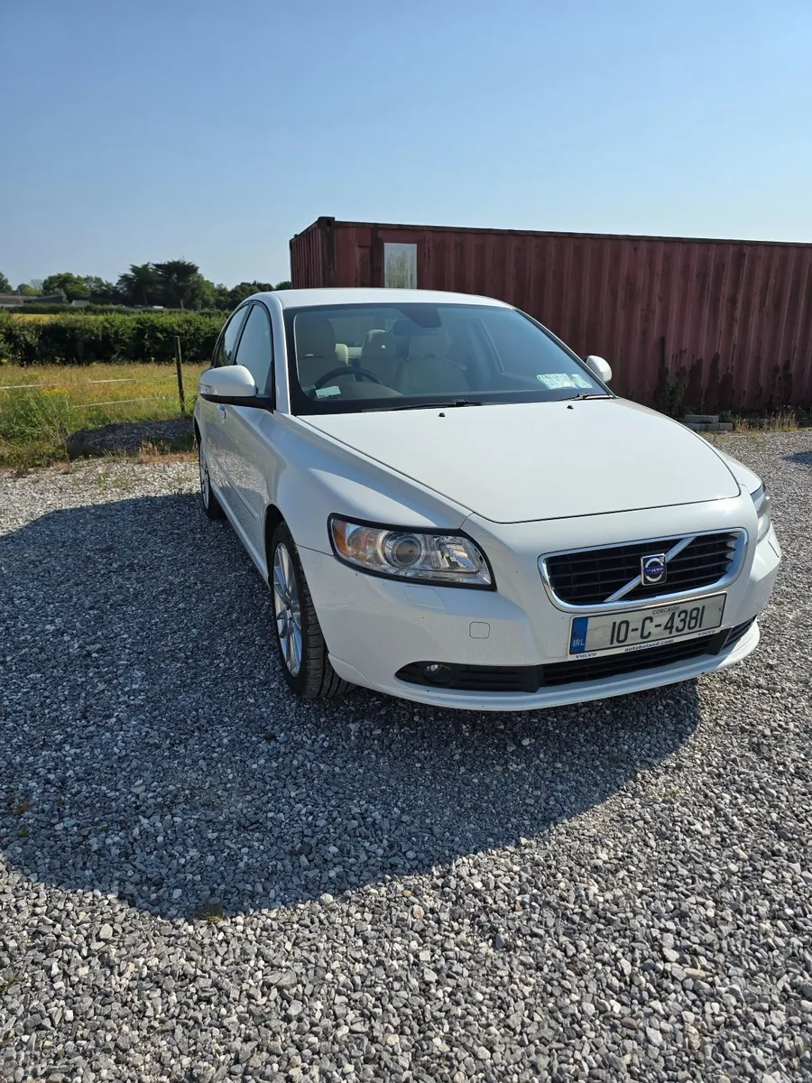 Volvo S40 2010 - Image 3