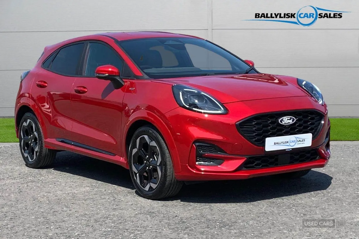 Ford Puma 1.0T 155PS ST-Line X Auto in Fantastic R - Image 1