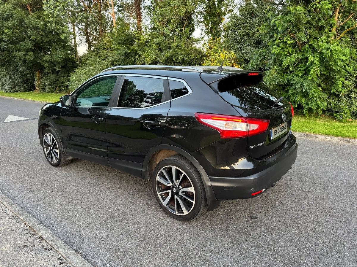 Nissan Qashqai Tekna - Top Spec - Image 4