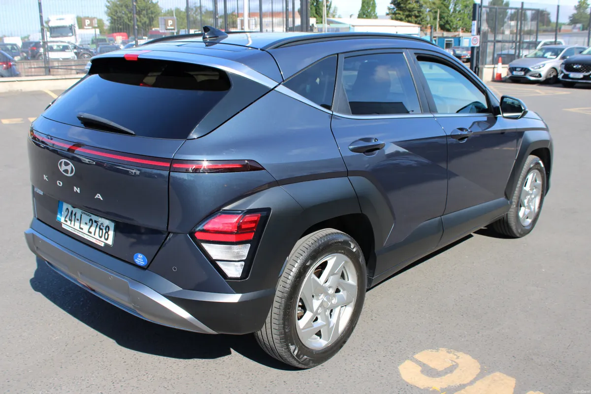 Hyundai KONA 2024 - Image 5