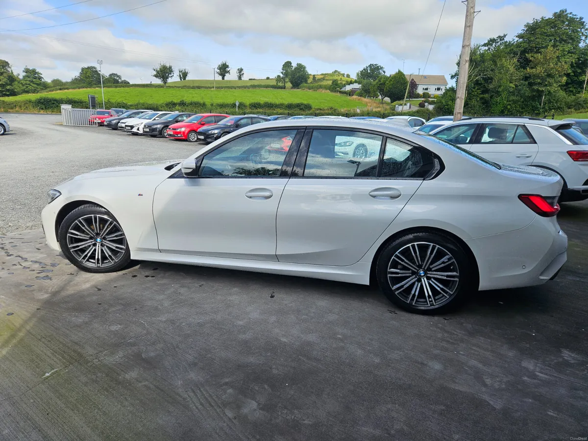 2019 BMW320D M SPORT - Image 4